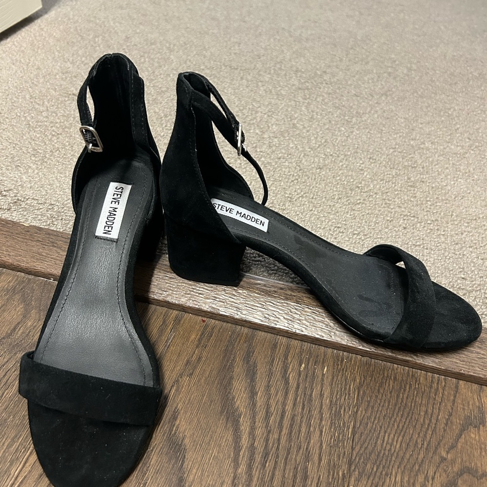 Steve Madden Black Sandals